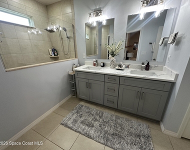 1133 Morgan Circle Ne - Photo Thumbnail 6