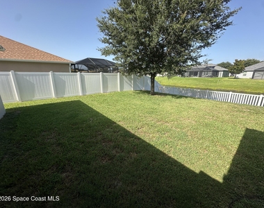1133 Morgan Circle Ne - Photo Thumbnail 15