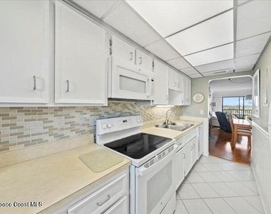 500 Palm Springs Boulevard - Photo Thumbnail 1