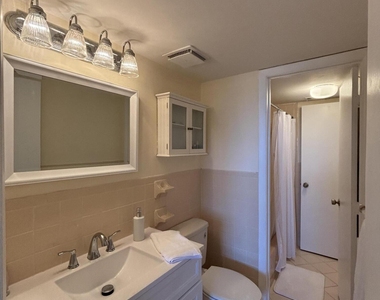 500 Palm Springs Boulevard - Photo Thumbnail 7