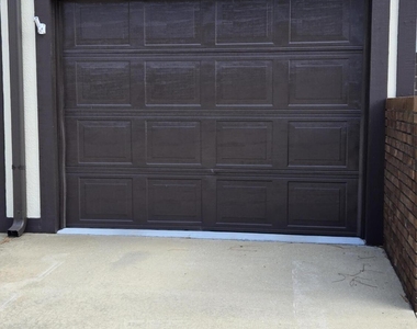 816 Greenwood Manor Circle - Photo Thumbnail 7