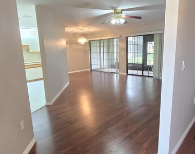 816 Greenwood Manor Circle - Photo Thumbnail 25