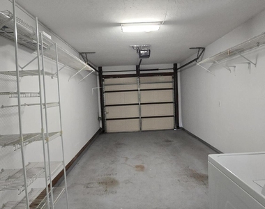 816 Greenwood Manor Circle - Photo Thumbnail 51