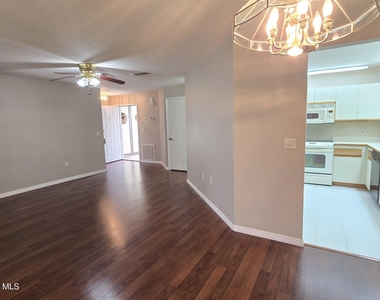 816 Greenwood Manor Circle - Photo Thumbnail 38