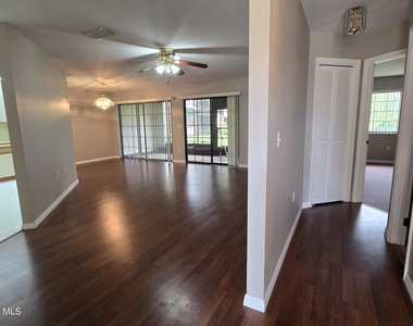 816 Greenwood Manor Circle - Photo Thumbnail 27