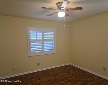 1825 Fox Bay Drive - Photo Thumbnail 21