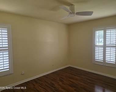 1825 Fox Bay Drive - Photo Thumbnail 20