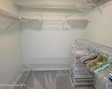 1825 Fox Bay Drive - Photo Thumbnail 18