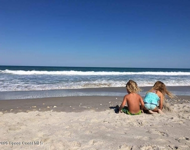 1825 Fox Bay Drive - Photo Thumbnail 31