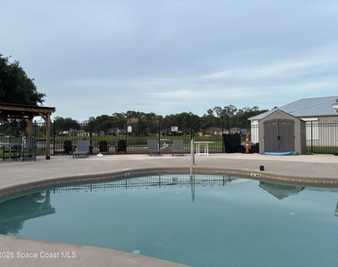1776 Vista Lake Circle - Photo Thumbnail 16