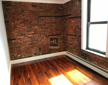 Ridge Street - Photo Thumbnail 1