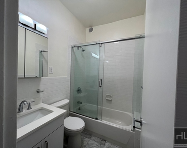 West 73rd Street - Photo Thumbnail 4