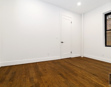 Tiemann Place - Photo Thumbnail 4