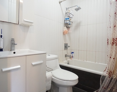 119 Linden Street - Photo Thumbnail 8