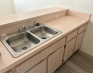 4092 Jason Road - Photo Thumbnail 4