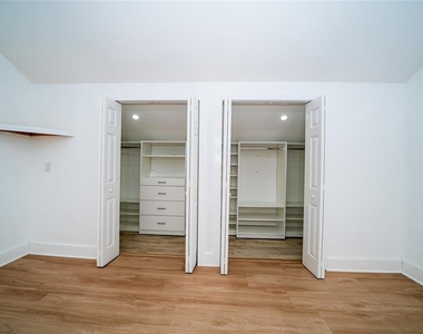 6704 N Taliaferro Avenue - Photo Thumbnail 28