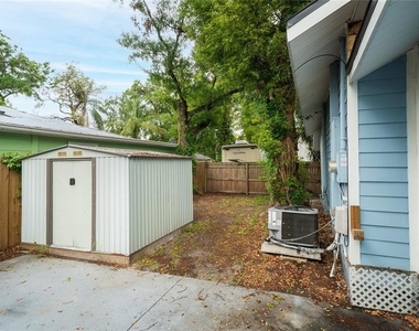 6704 N Taliaferro Avenue - Photo Thumbnail 8