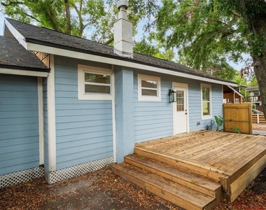 6704 N Taliaferro Avenue - Photo Thumbnail 6