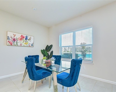10422 Gliding Eagle Way - Photo Thumbnail 20