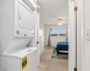 11110 Carriage Hill Drive - Photo Thumbnail 31