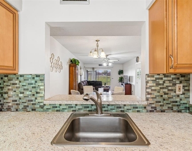 11110 Carriage Hill Drive - Photo Thumbnail 19