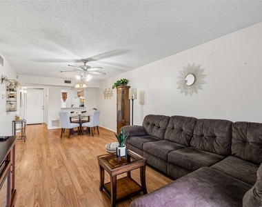 11110 Carriage Hill Drive - Photo Thumbnail 22