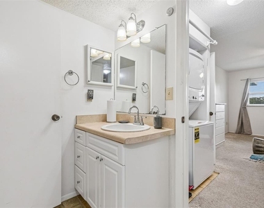 11110 Carriage Hill Drive - Photo Thumbnail 34