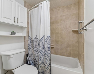 11110 Carriage Hill Drive - Photo Thumbnail 33