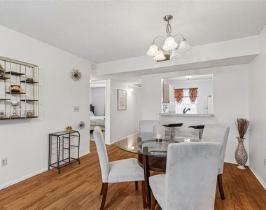11110 Carriage Hill Drive - Photo Thumbnail 11