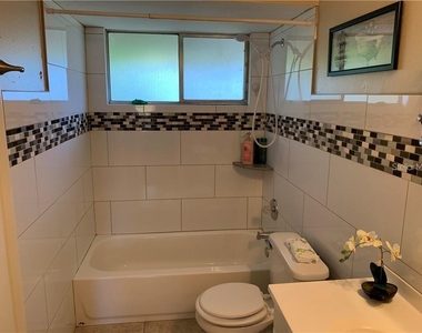 913 Buck Court - Photo Thumbnail 5
