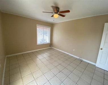8602 Huron Court - Photo Thumbnail 16