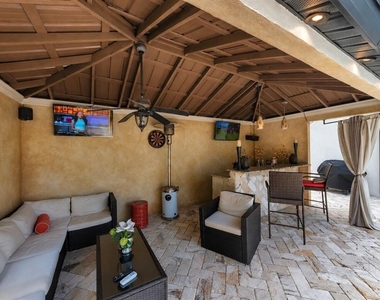 13115 Royal George Avenue - Photo Thumbnail 23