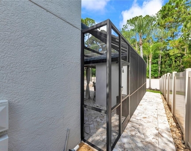 13115 Royal George Avenue - Photo Thumbnail 32