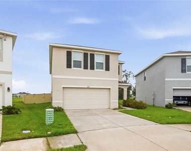 5635 Hollingworth Trail - Photo Thumbnail 2