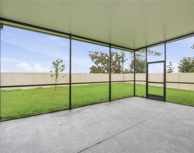 5635 Hollingworth Trail - Photo Thumbnail 23