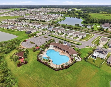5635 Hollingworth Trail - Photo Thumbnail 28