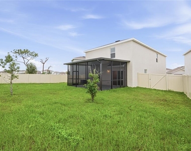 5635 Hollingworth Trail - Photo Thumbnail 24