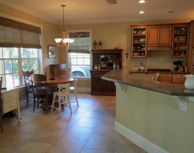 3103 W Waverly Avenue - Photo Thumbnail 2