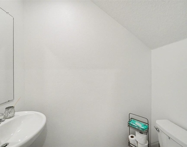 35194 Ackley Trce - Photo Thumbnail 21