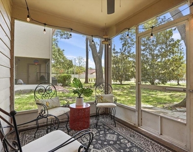 2120 Fletchers Point Circle - Photo Thumbnail 10