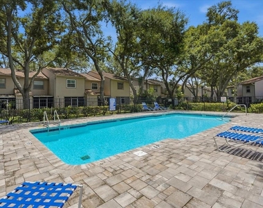 2120 Fletchers Point Circle - Photo Thumbnail 25