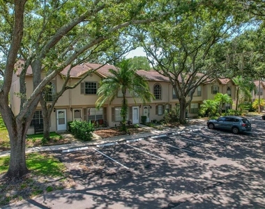 2120 Fletchers Point Circle - Photo Thumbnail 22