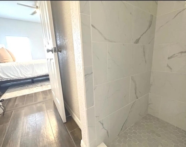 306 Eagle Pond Drive - Photo Thumbnail 18