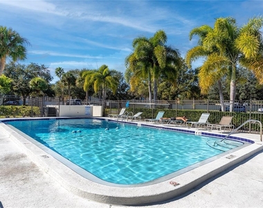 4215 E Bay Drive - Photo Thumbnail 20