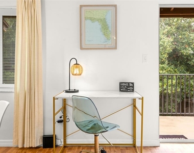 4215 E Bay Drive - Photo Thumbnail 5