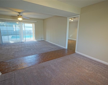 10411 Butia Place - Photo Thumbnail 5