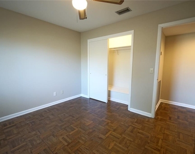 10411 Butia Place - Photo Thumbnail 17