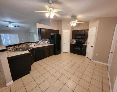 13407 Copper Head Drive - Photo Thumbnail 4