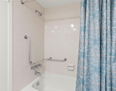 4890 Bay Street Ne - Photo Thumbnail 18