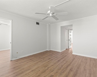 4890 Bay Street Ne - Photo Thumbnail 15